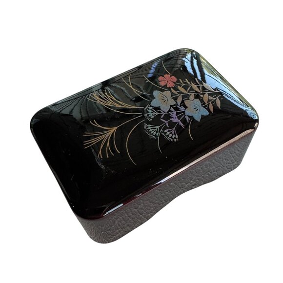 Small Black Lacquered Keepsake Gift Box Floral Cover - Picture 1 of 5